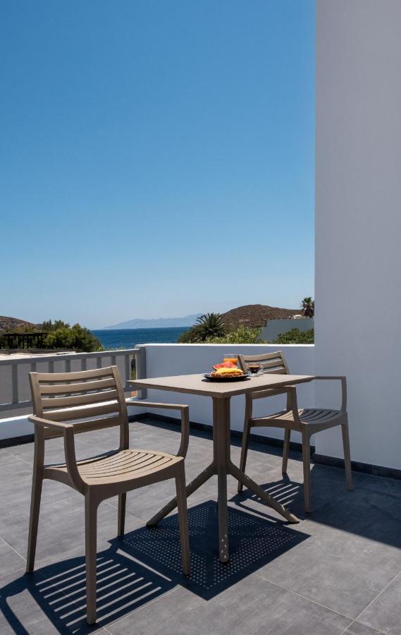 Nautilus Serifos Livadakia Exterior photo
